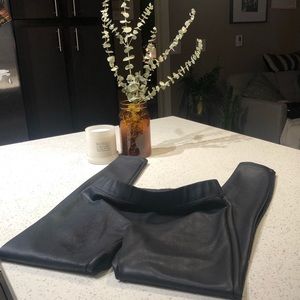 EXPRESS | Black Faux leather leggings